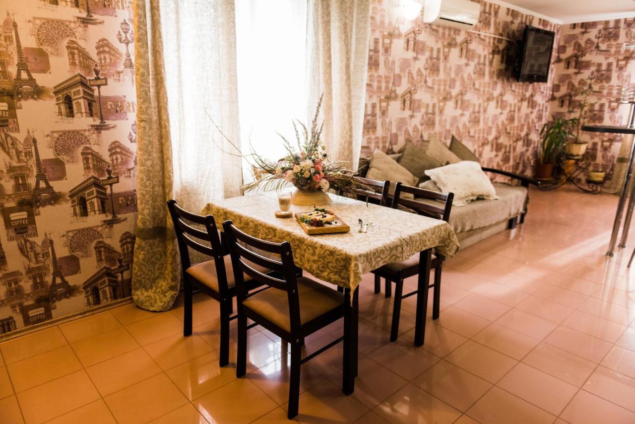 Golden Park Apartments Uman Luaran gambar