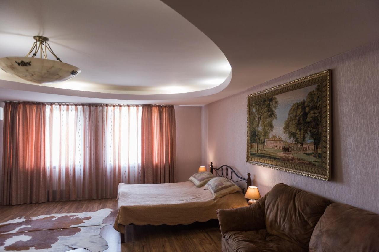 Golden Park Apartments Uman Luaran gambar