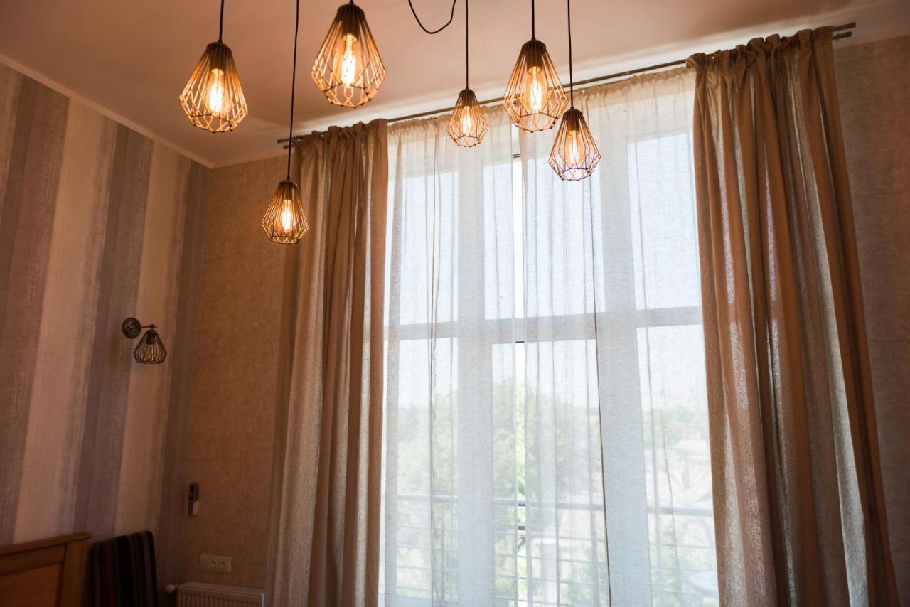 Golden Park Apartments Uman Luaran gambar