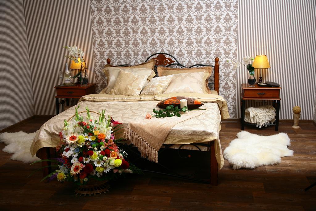 Golden Park Apartments Uman Luaran gambar
